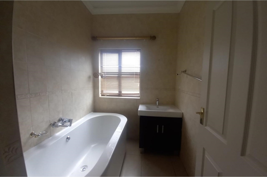 3 Bedroom Property for Sale in Hillcrest Northern Cape